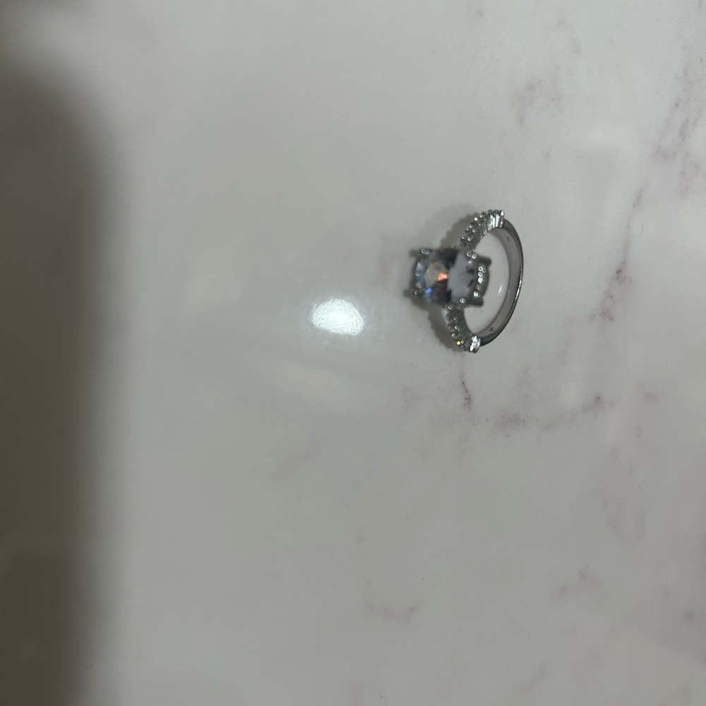 Ring - Picture 5 of 5